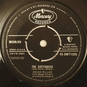 Chuck Miller (7) With Hugo Peretti And His Orchestra* : The Auctioneer (7", Single)