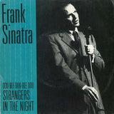 Frank Sinatra : Strangers In The Night (7", Single)