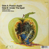 Uncle Acid & The Deadbeats : Poison Apple (7", Single, Pur)