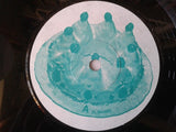 Sourpuss (3) : Boxed Up Girl (7", Single)